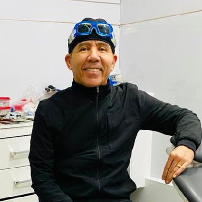 Carmelo Peinado - Odontólogo